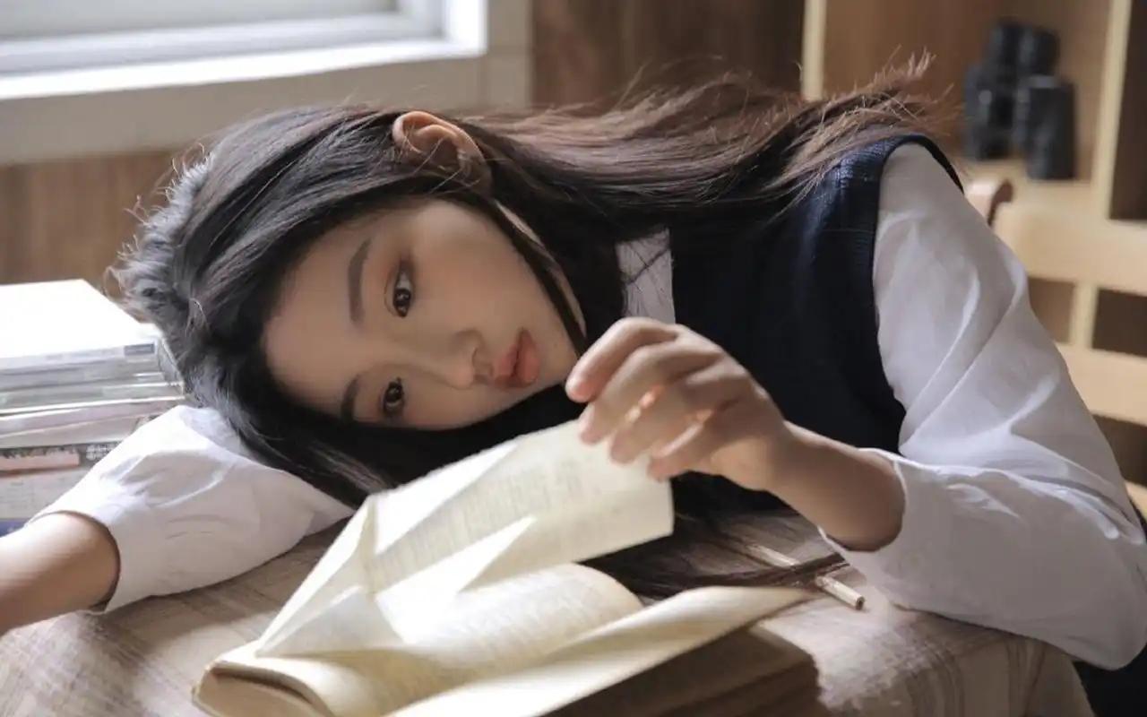 高级感女瑜伽长腿健身运动外套情感跳舞上衣视频女成熟透气