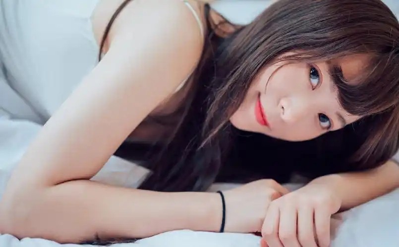和朋友去 KTV 不只会唱歌！我们还即兴跳了支娱乐舞蹈