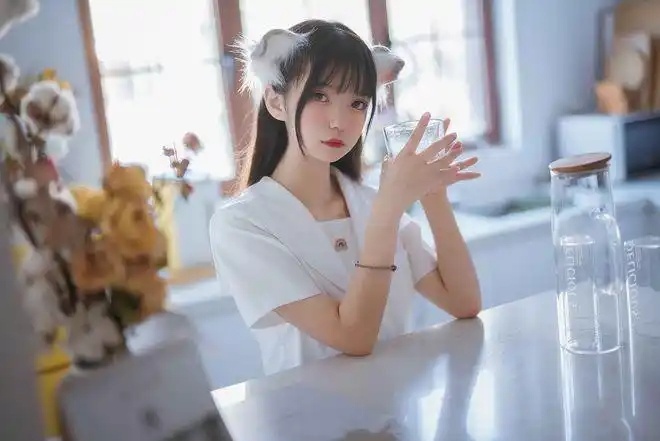 视频透气长袖洋气撩人感小众长腿外套视频女成熟